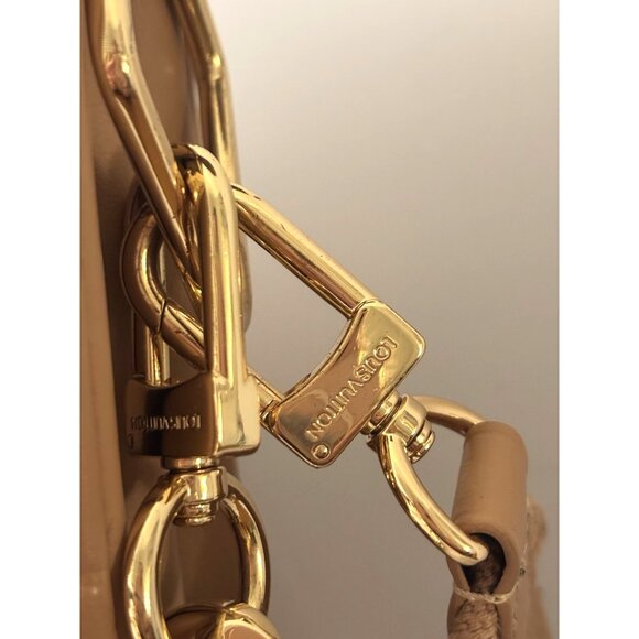 Louis Vuitton Coussin PM Camel Bag Monogram Lambskin Leather Gold Chain Purse - Picture 12 of 16